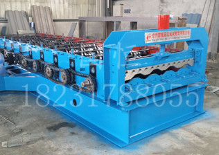 汽車車廂板成型機